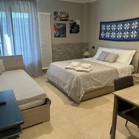 Indi Thelar Bed & Breakfast Villa Guardia